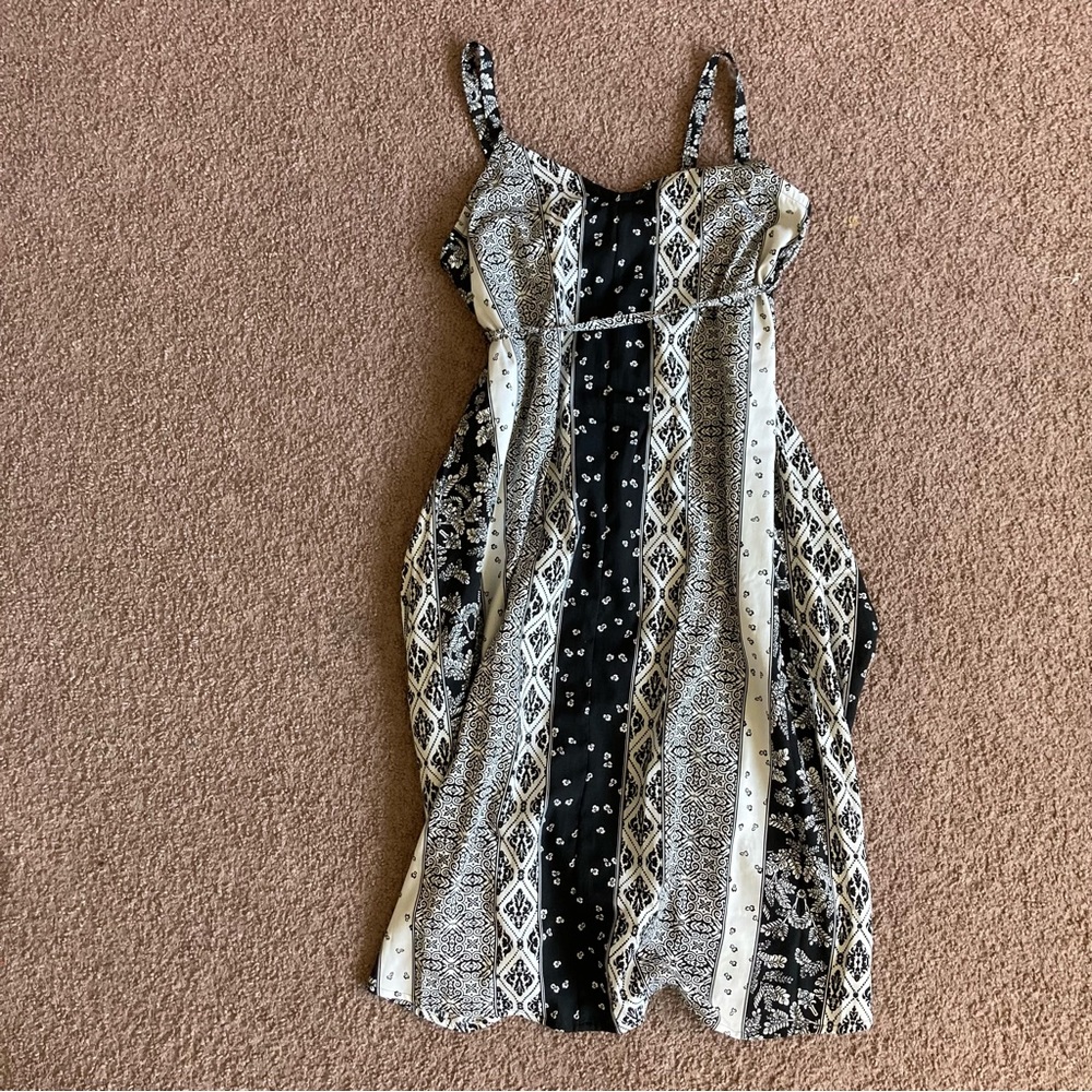 Maternity quilt patterned midi dress
